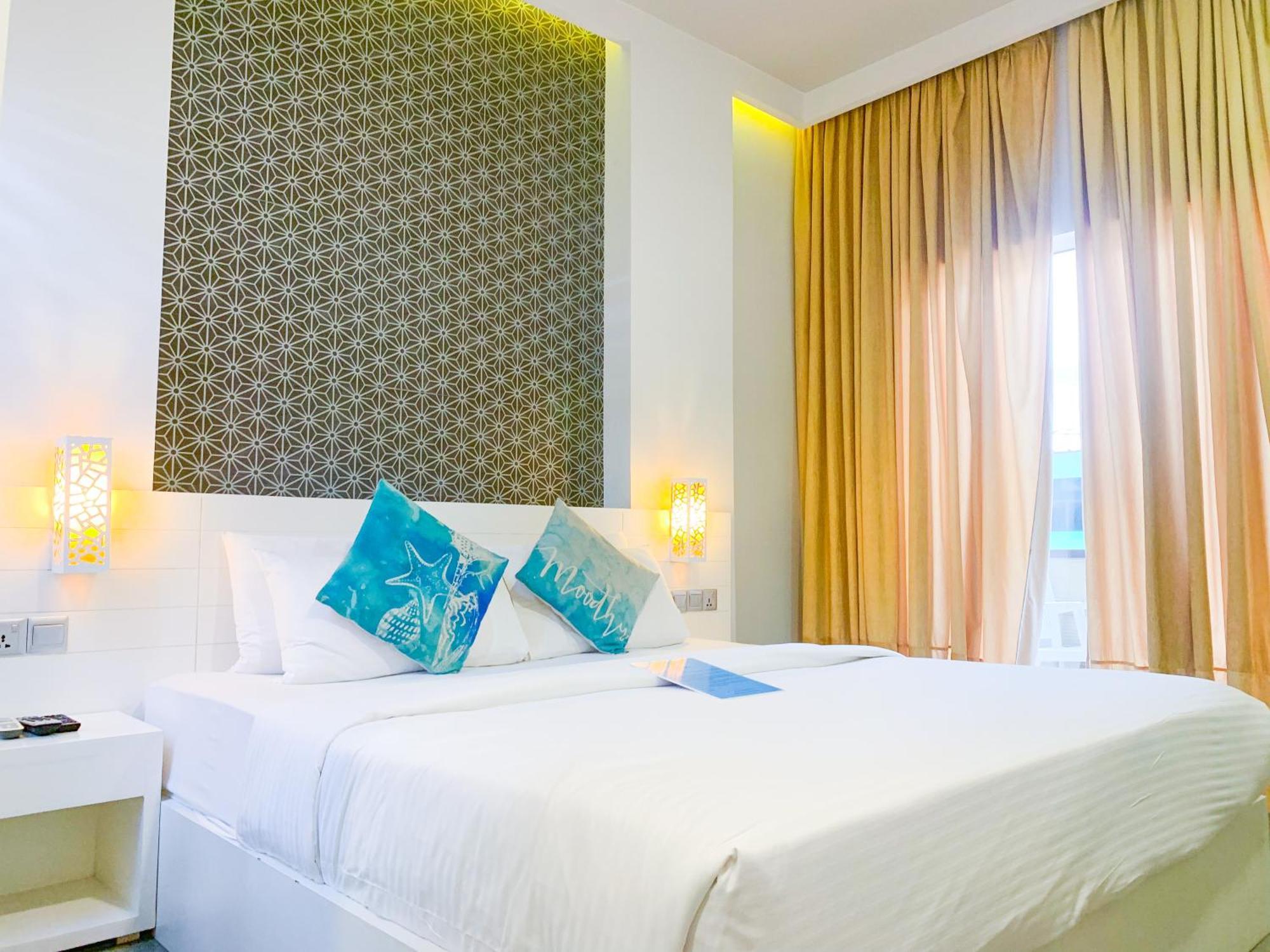Velana Beach Hotel Maldives Maafushi Exterior photo